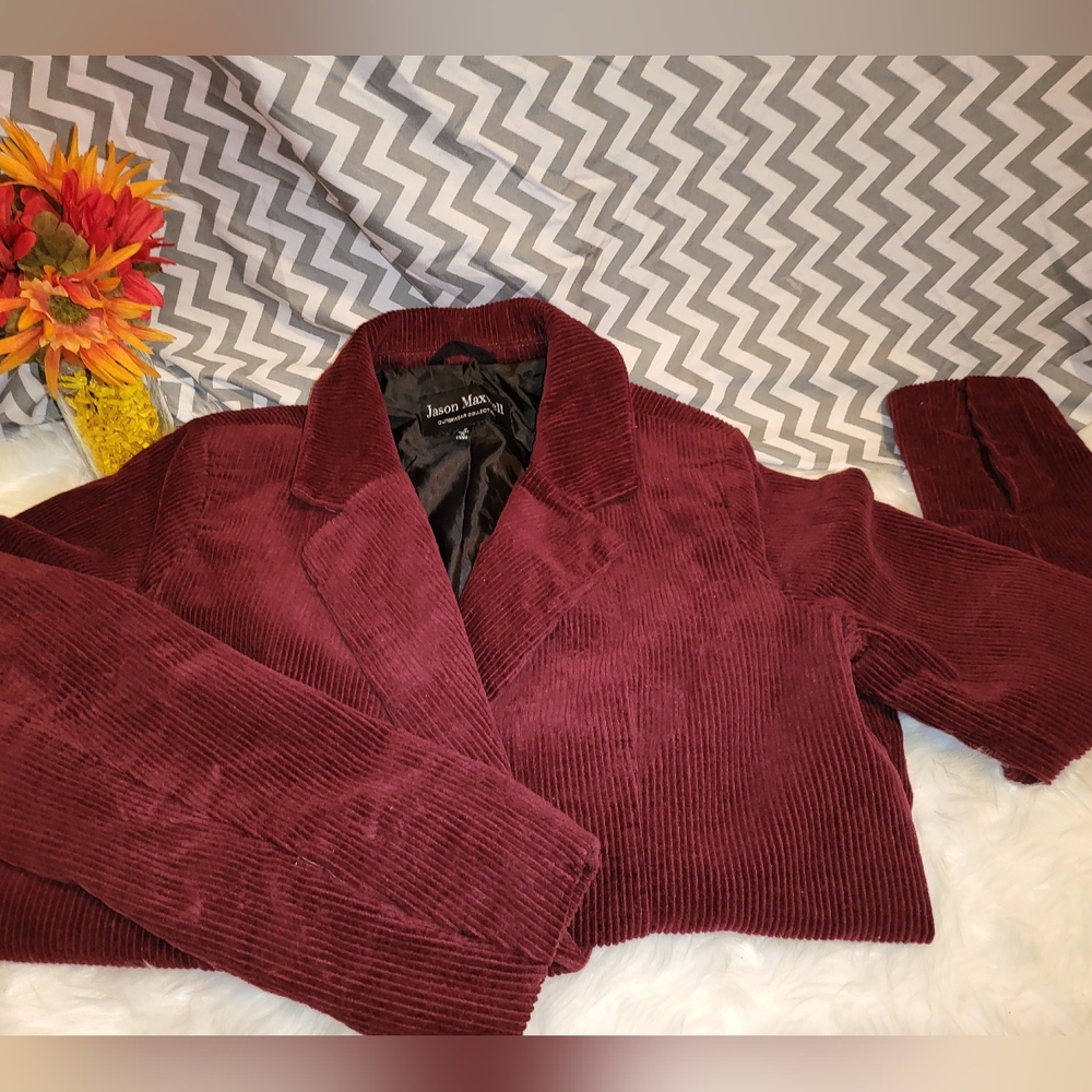 Jason Maxwell Outerwear. Burgundy. Size S - Picture 6 of 12